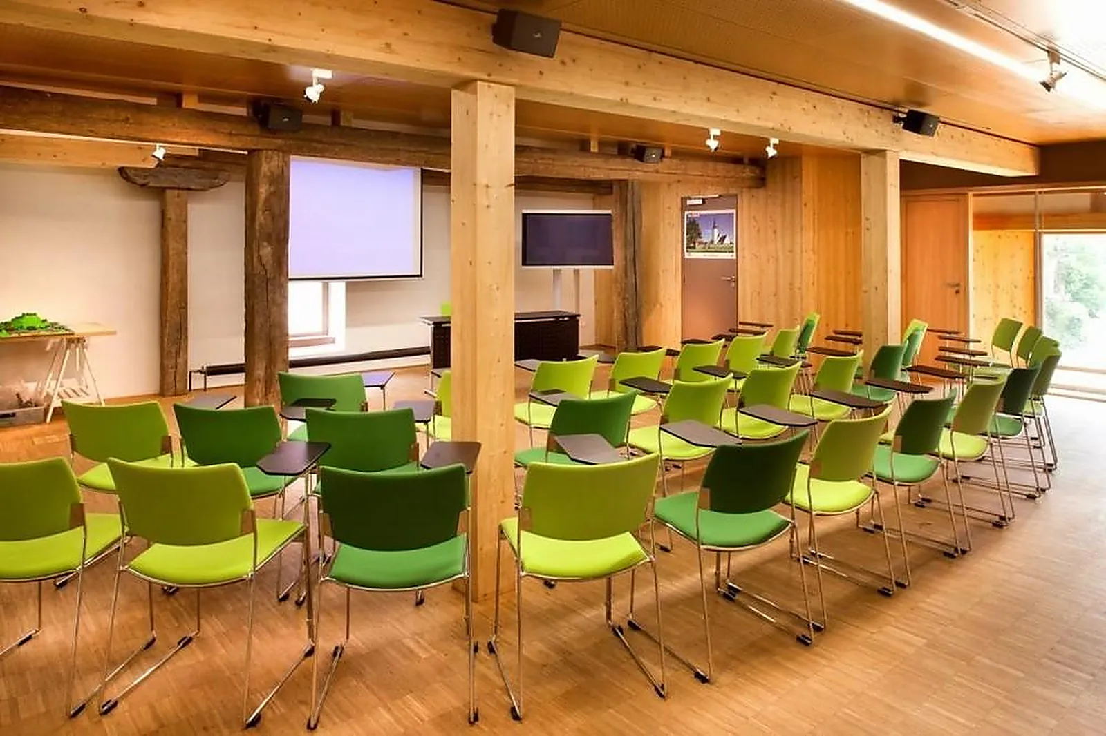 Lieux événementiels, LA GRANGE AUX PAYSAGES