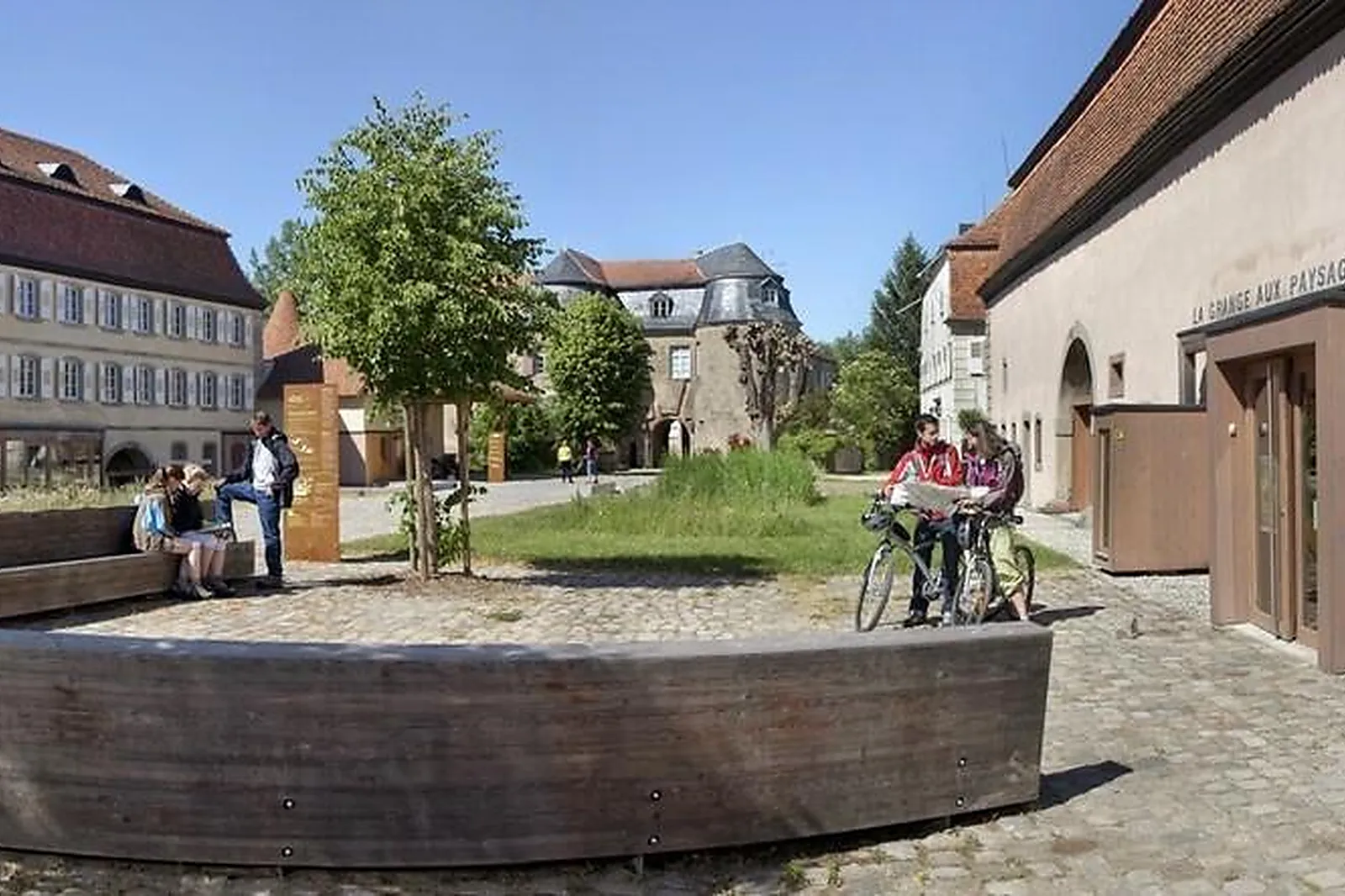 Lieux événementiels, LA GRANGE AUX PAYSAGES