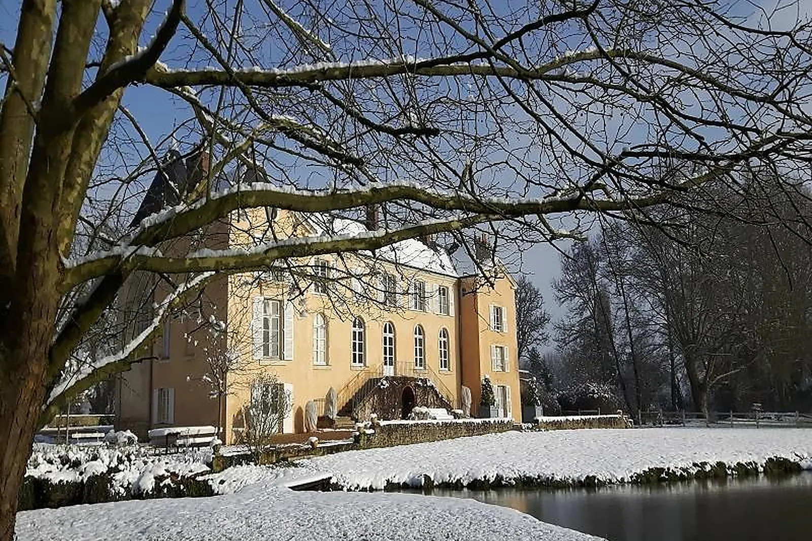 Lieux événementiels, LA GRANGE DE BRESTEAU