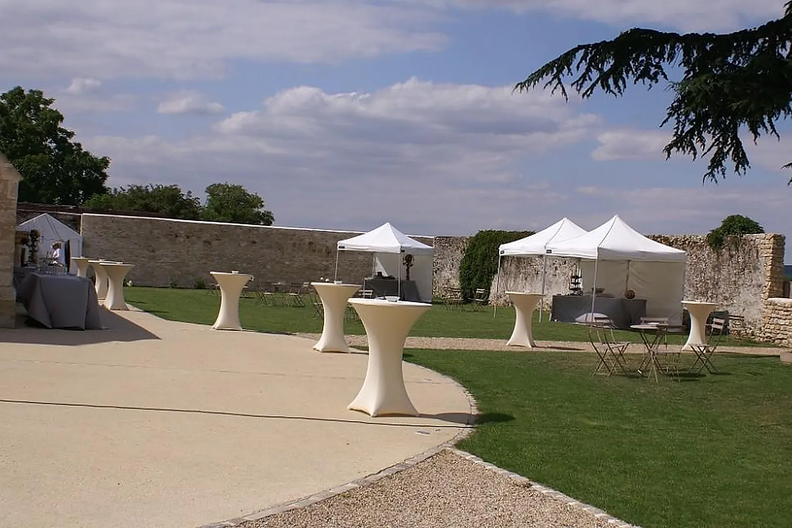 Lieux événementiels, LA GRANGE DE MONTMARTRE