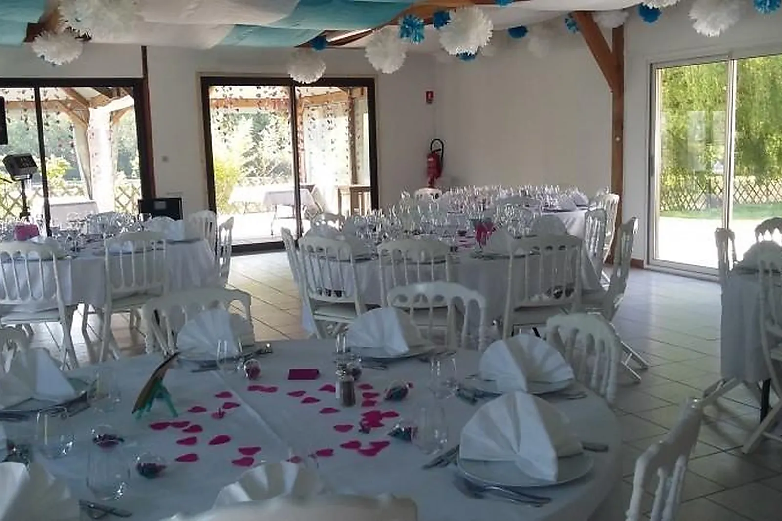 Lieux événementiels, LA GRANGE DE PORCHERIEUX