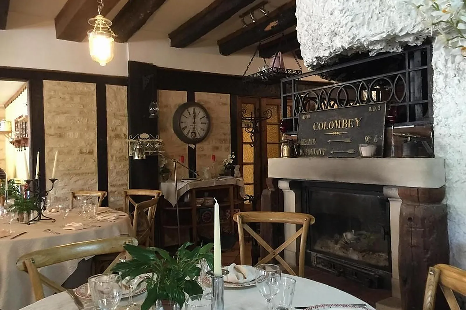 Lieux événementiels, LA GRANGE DU RELAIS