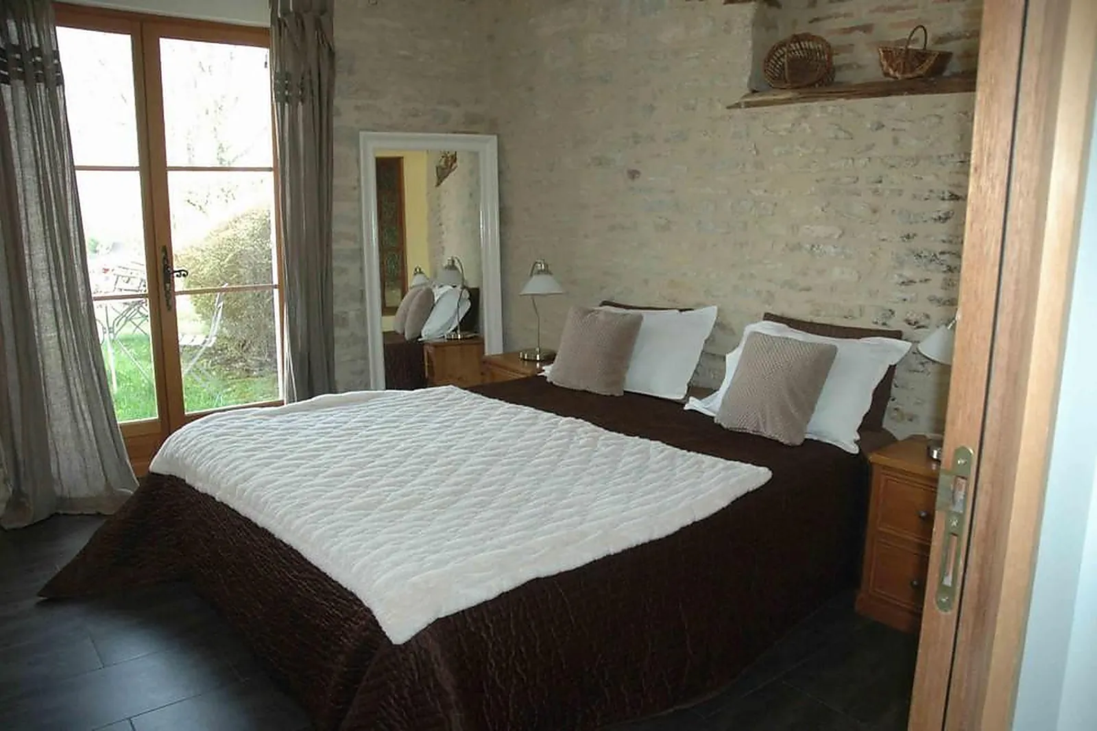 Lieux événementiels, LA GRANGE DU RELAIS