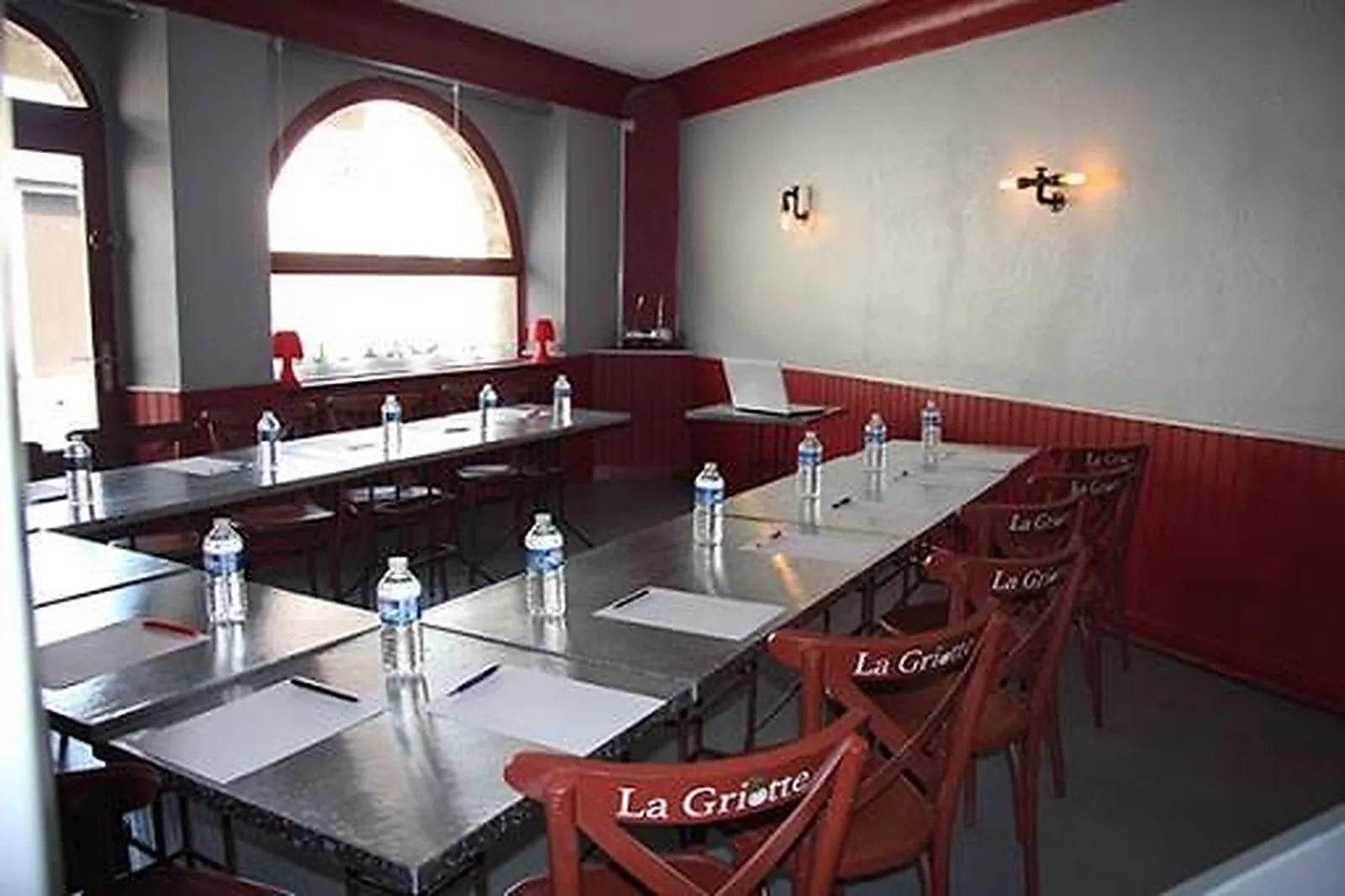 Lieux événementiels, LA GRIOTTE