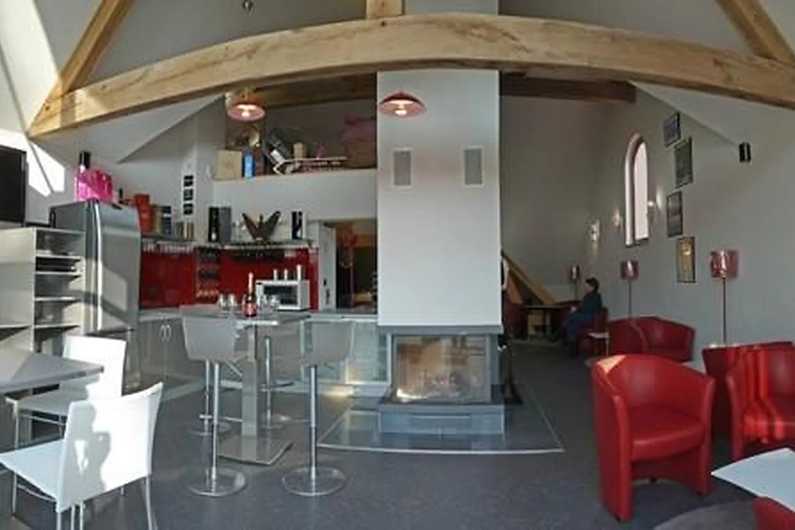 Lieux événementiels, LA HALTE SAINT BERNARD