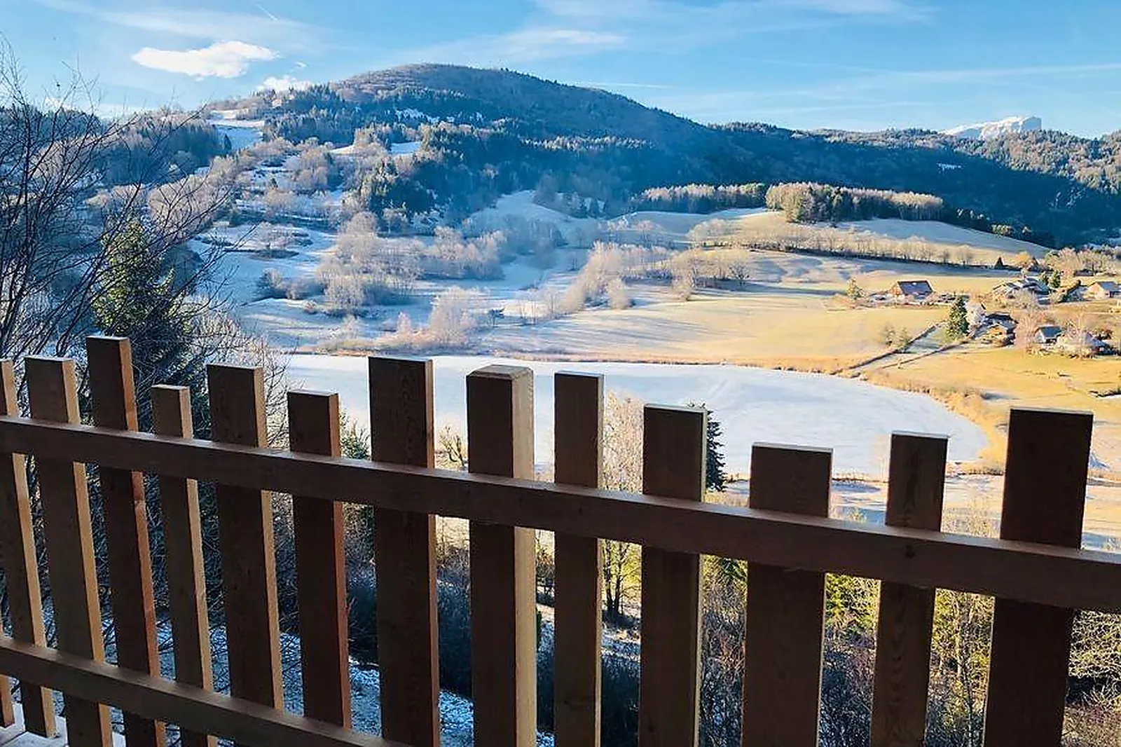 Lieux événementiels, LA HAUT - CABANES PERCHÉES