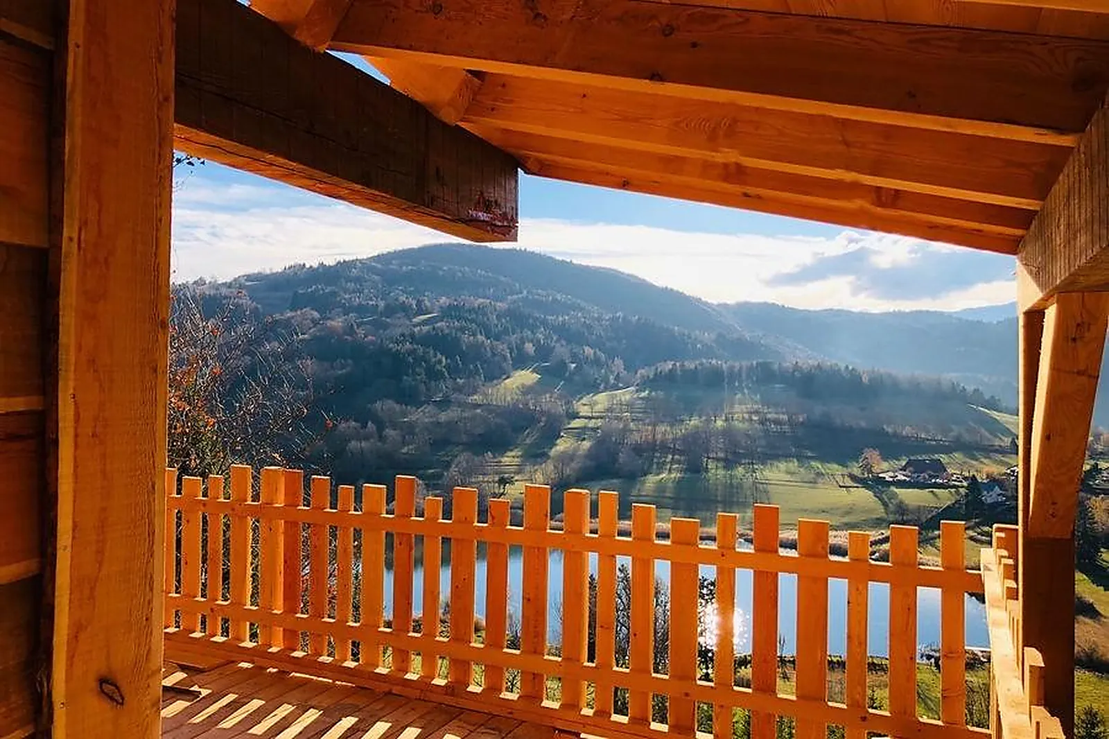 Lieux événementiels, LA HAUT - CABANES PERCHÉES