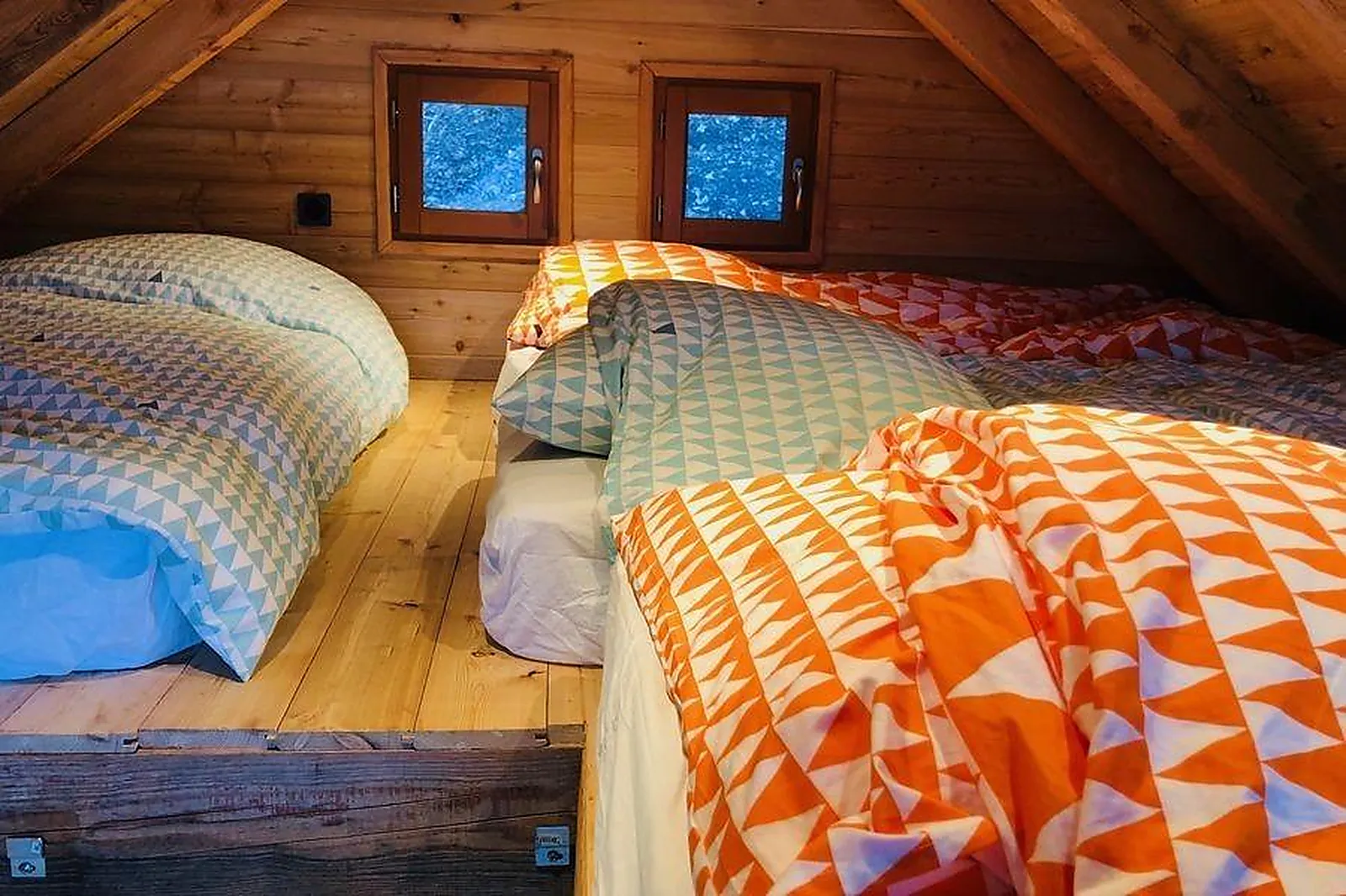 Lieux événementiels, LA HAUT - CABANES PERCHÉES