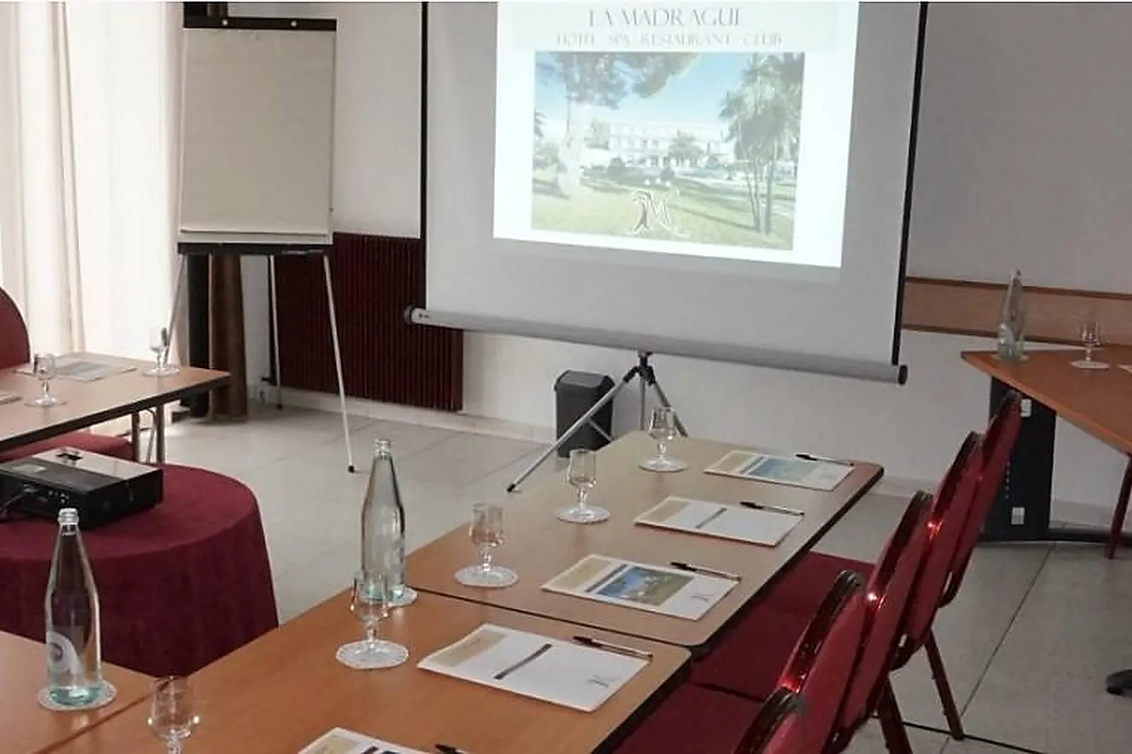 Lieux événementiels, LA MADRAGUE