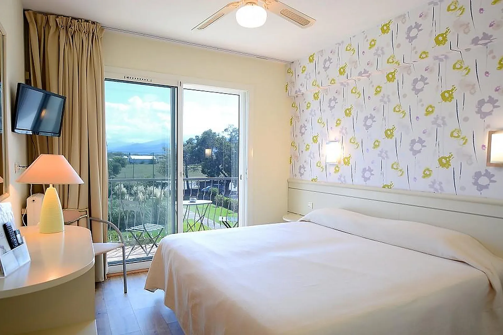 Lieux événementiels, LA MADRAGUE