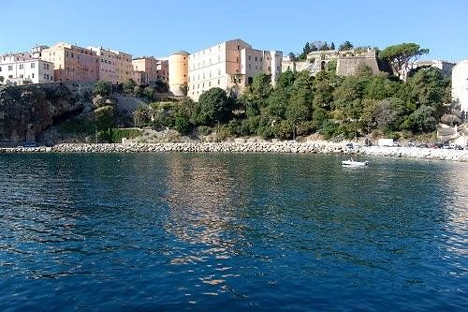 Lieux événementiels, LA MADRAGUE