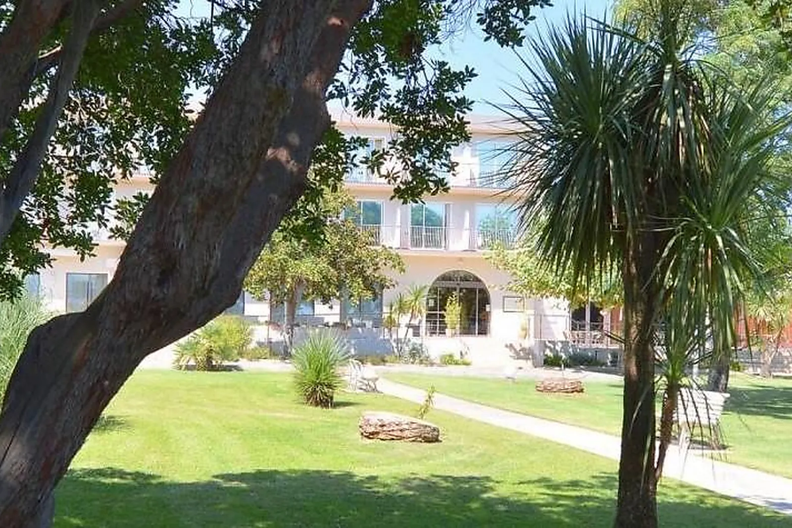 Lieux événementiels, LA MADRAGUE