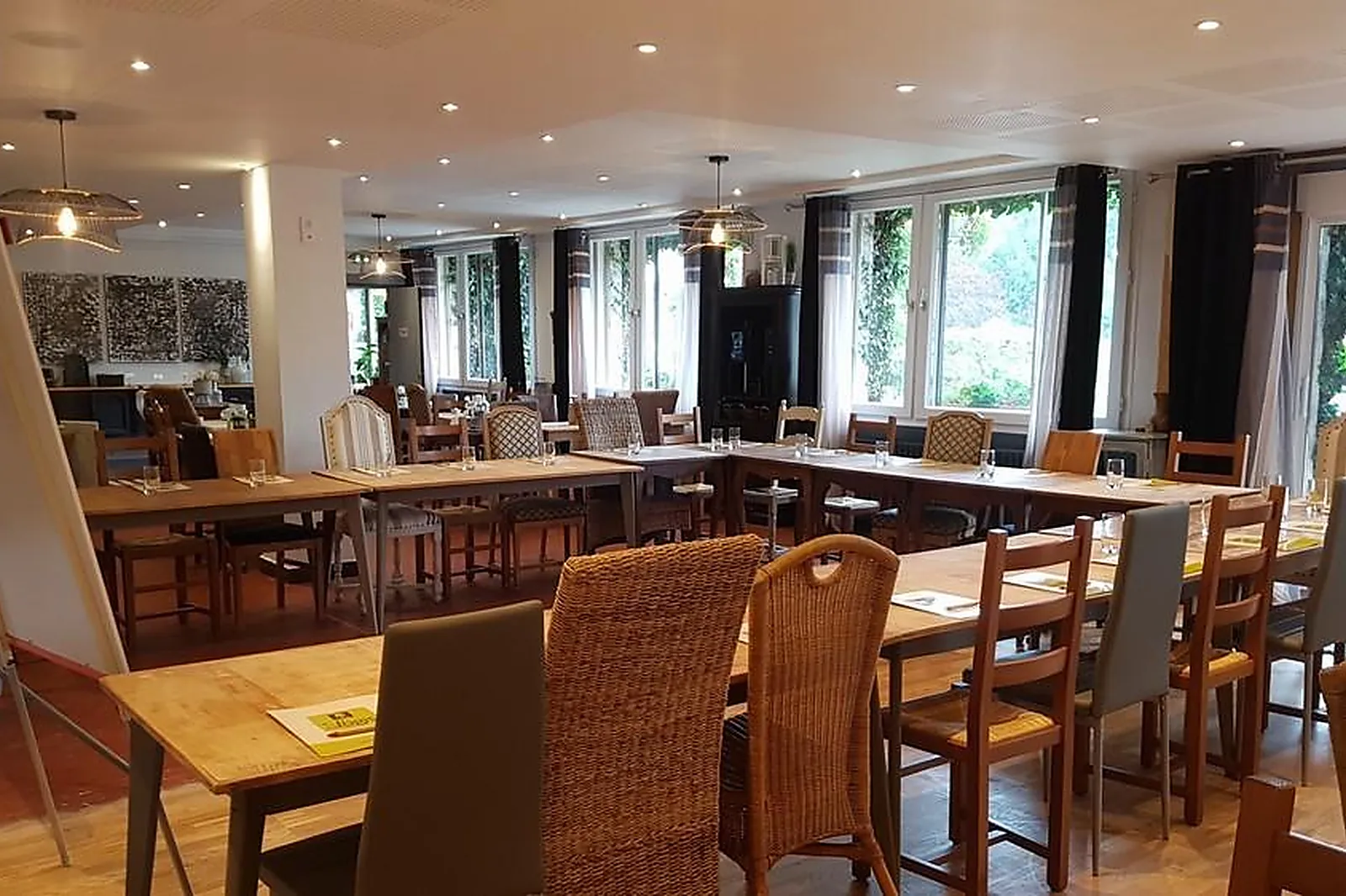 Lieux événementiels, LA MAISON CARRÉE