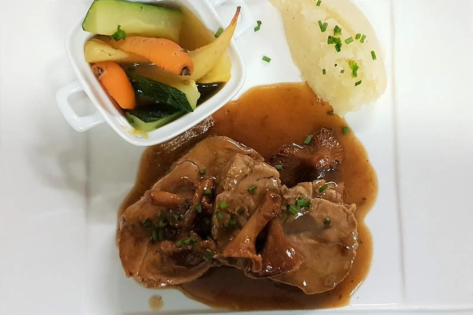 Lieux événementiels, LA MAISON CARRÉE