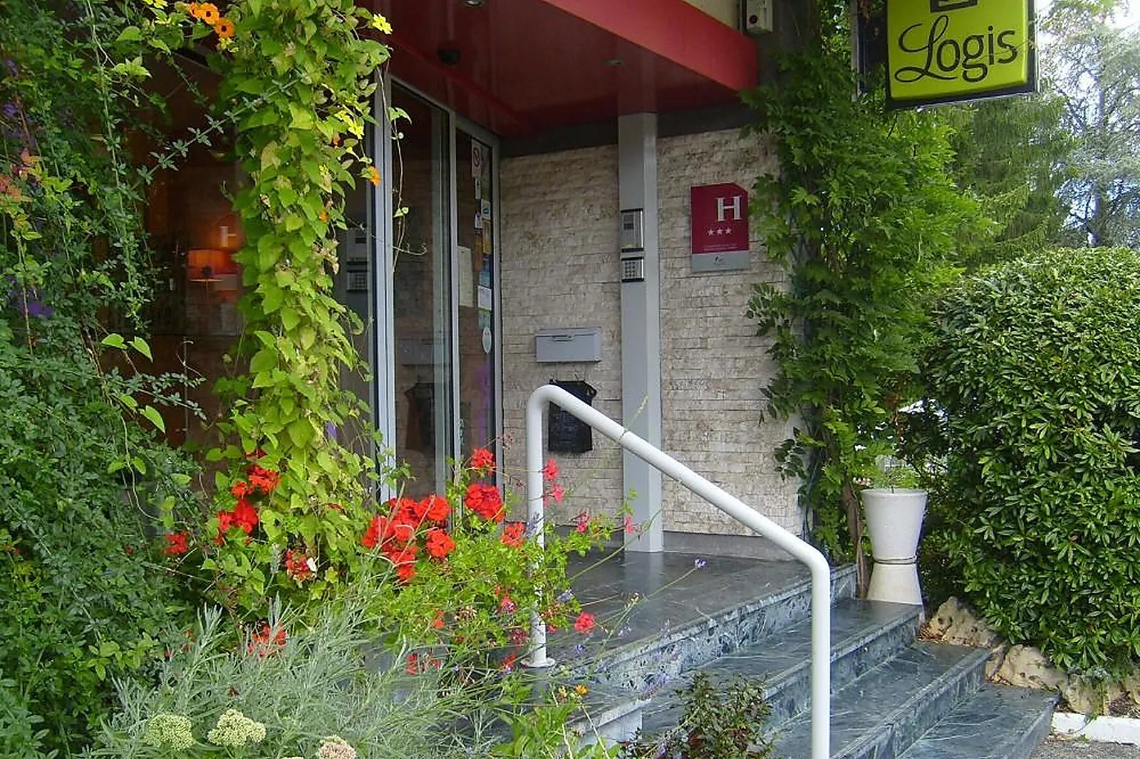 Lieux événementiels, LA MAISON CARRÉE