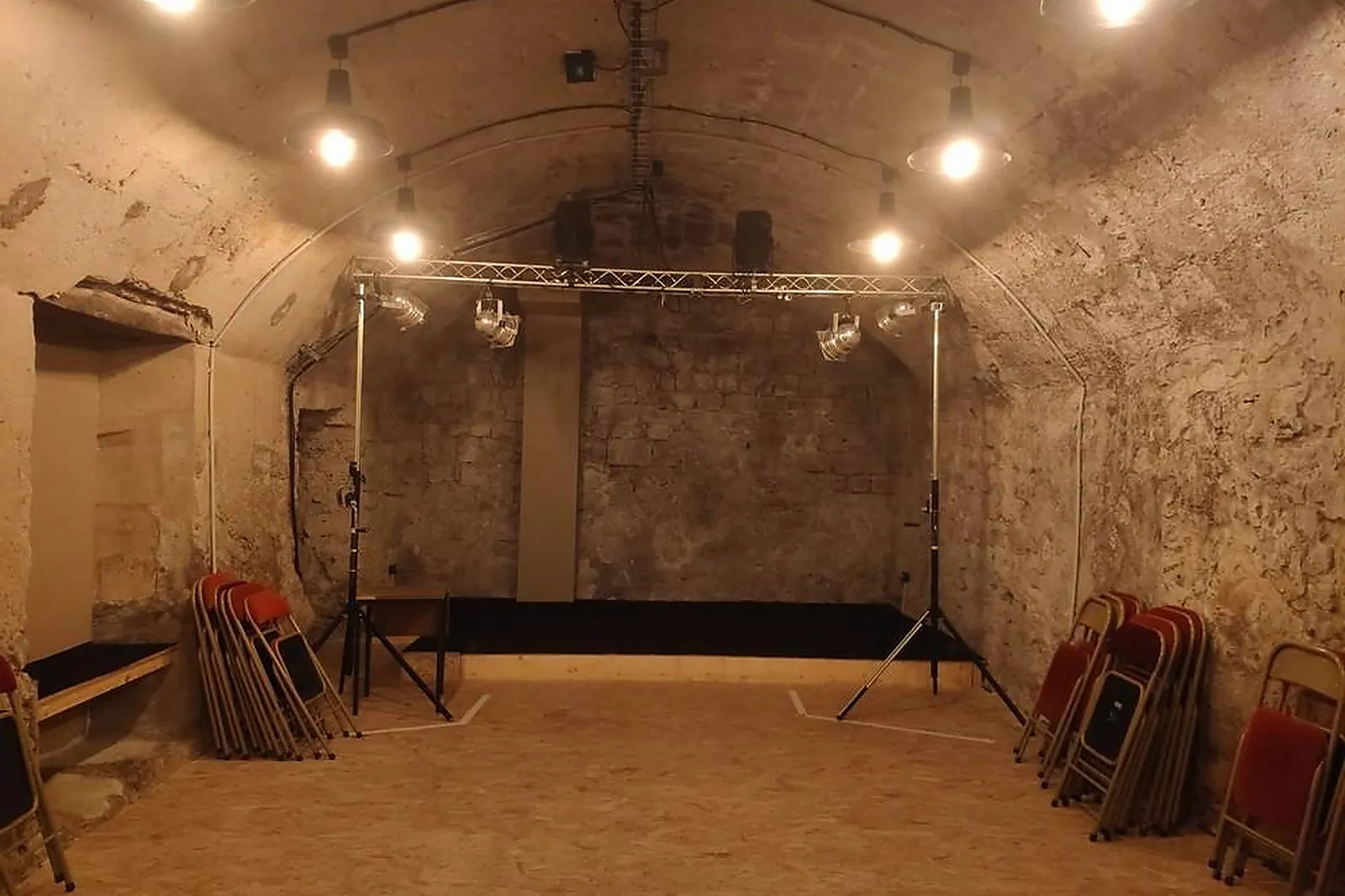 Lieux événementiels, LA MAISON NUGUES