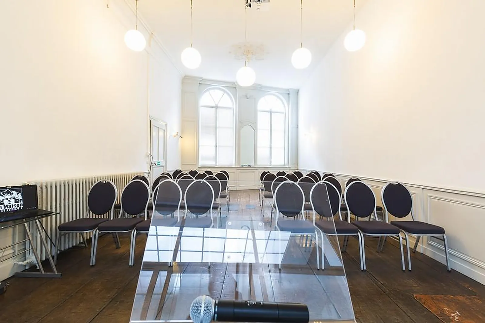 Lieux événementiels, LA MAISON PETROWSKI