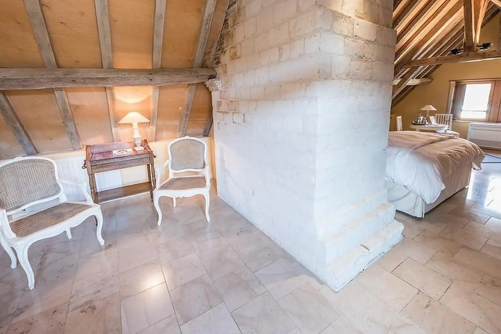 Lieux événementiels, LA MAISON DE RHODES