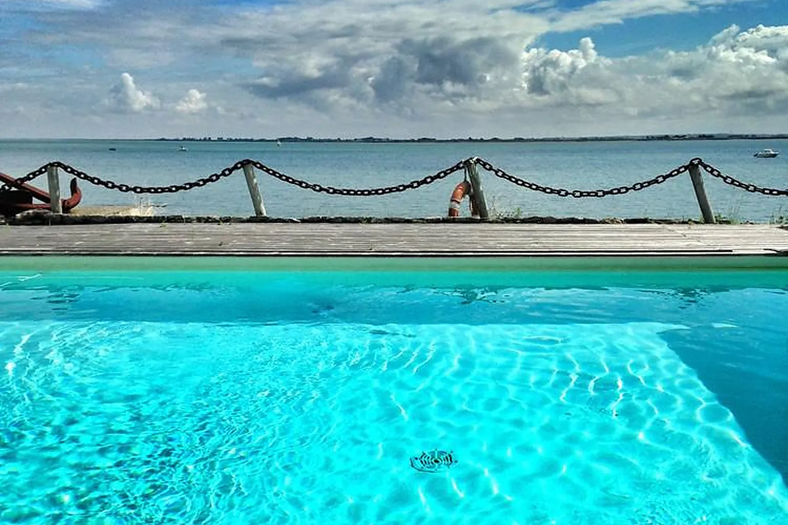 Lieux événementiels, LA MAISON SUR L'EAU