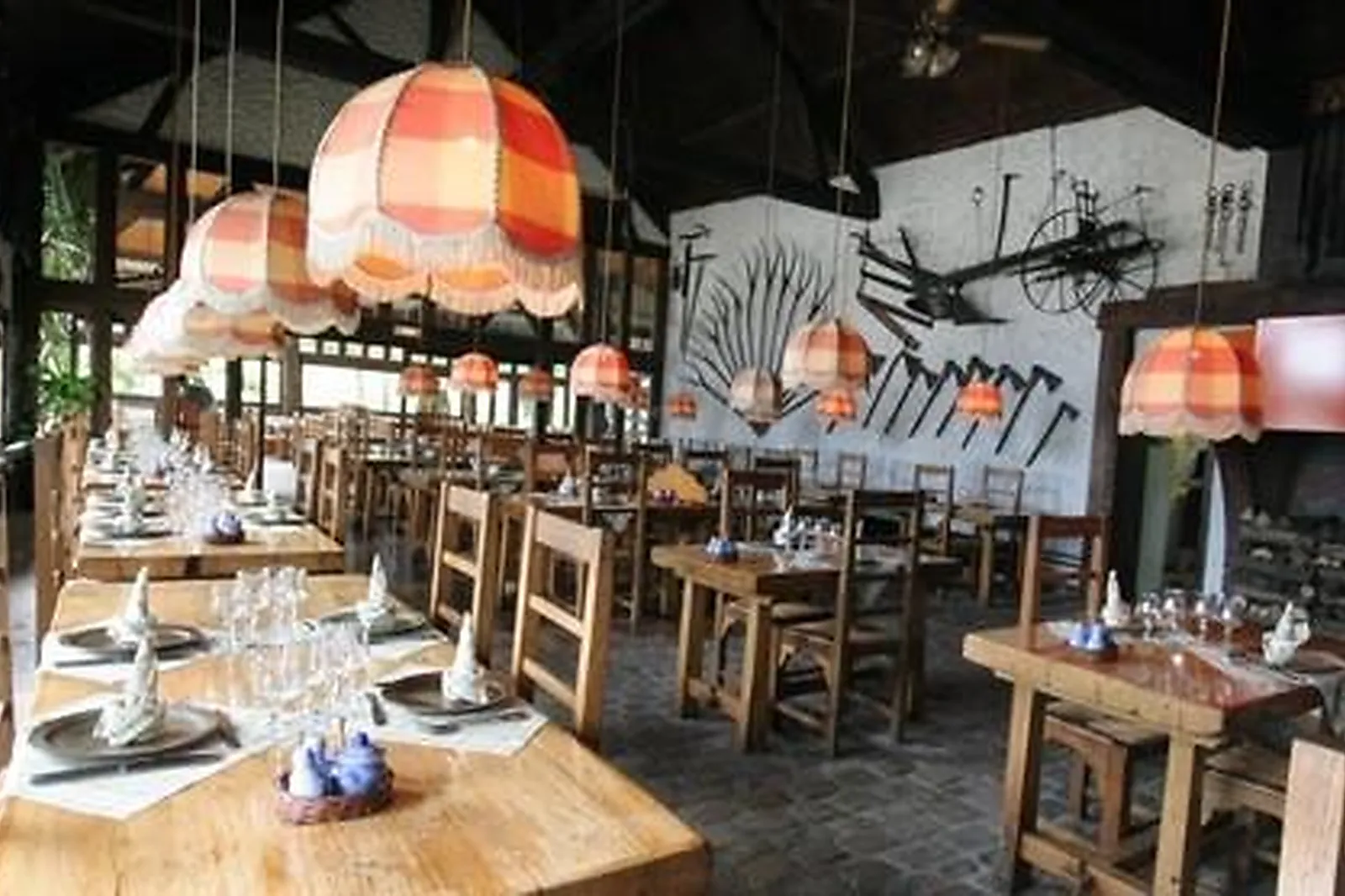 Lieux événementiels, LA MANGEOIRE