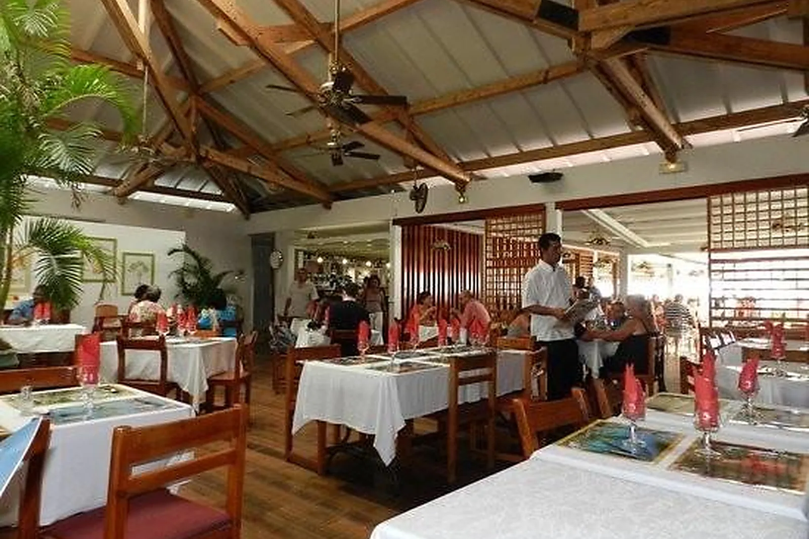 Lieux événementiels, LA MARINE