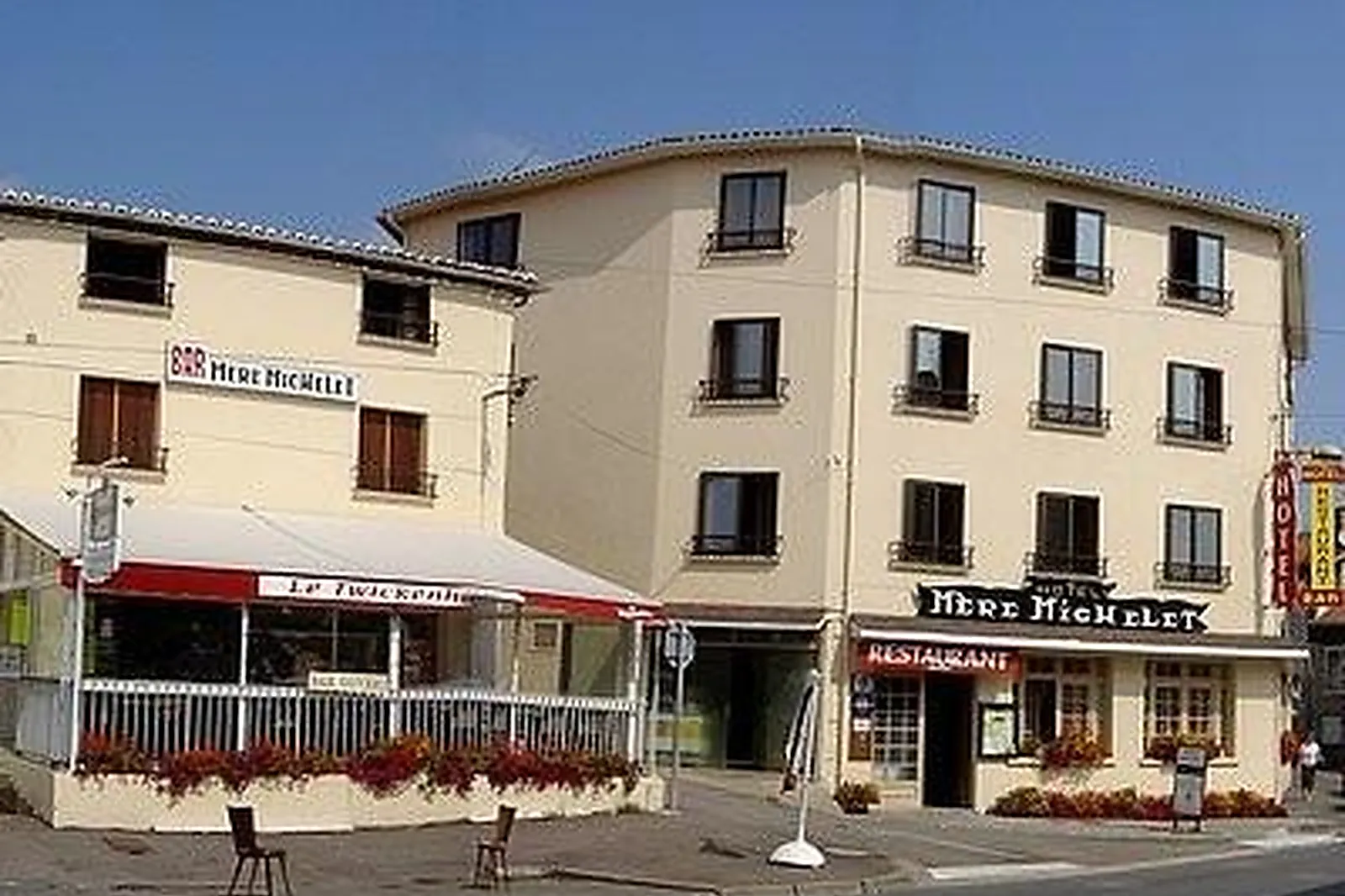 Lieux événementiels, LA MERE MICHELET