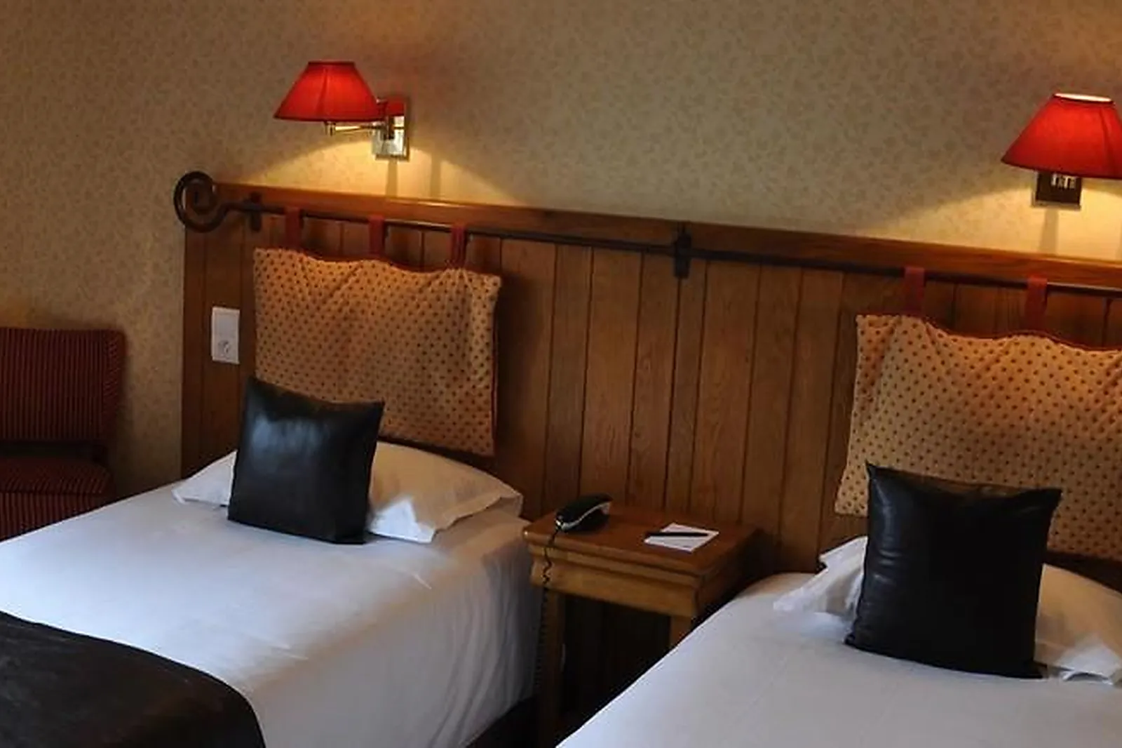 Lieux événementiels, LA MÈRE POULARD