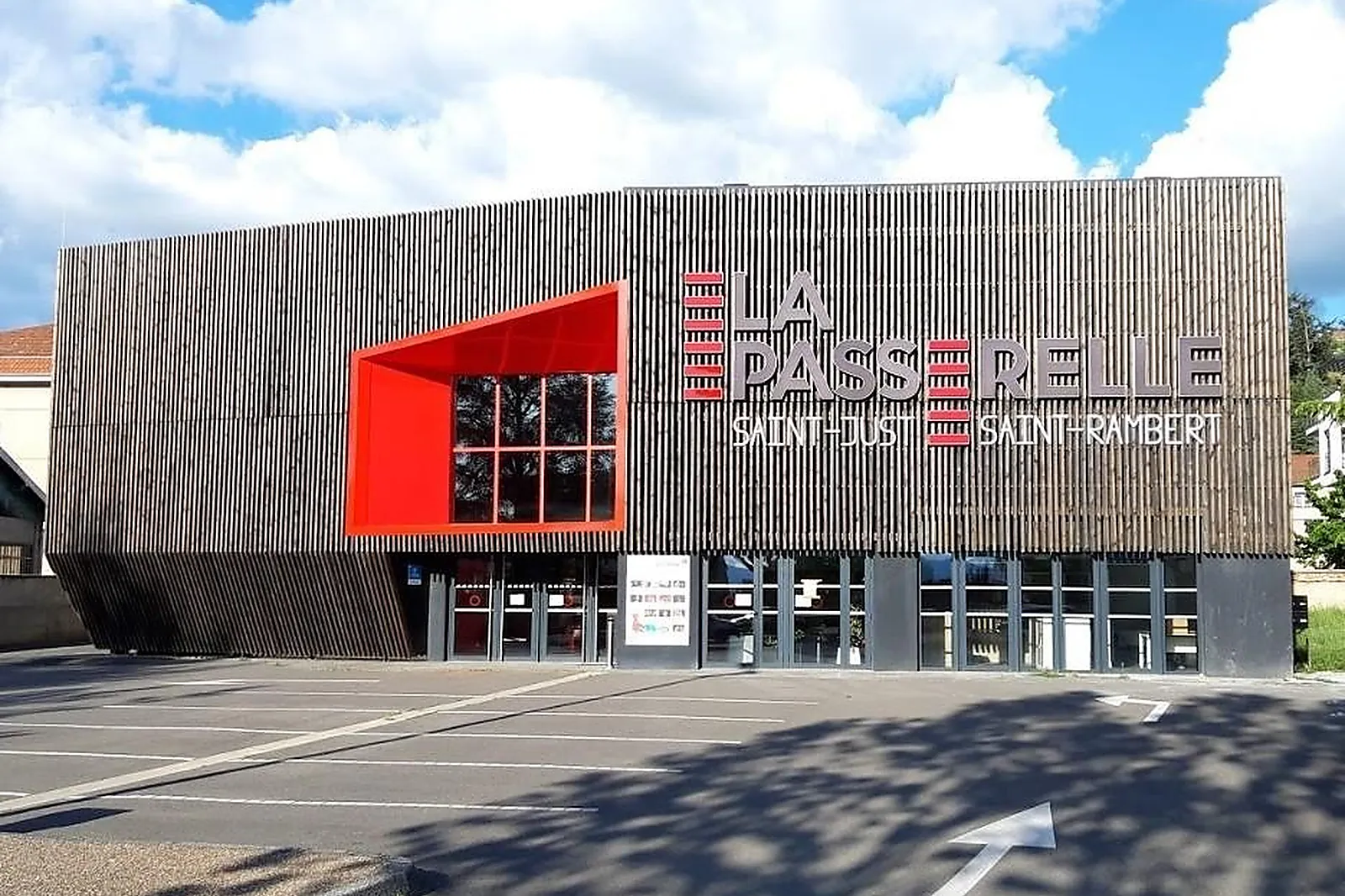 Lieux événementiels, LA PASSERELLE