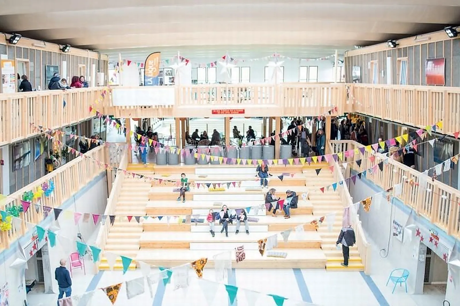 Lieux événementiels, LA PISCINE D'EN FACE