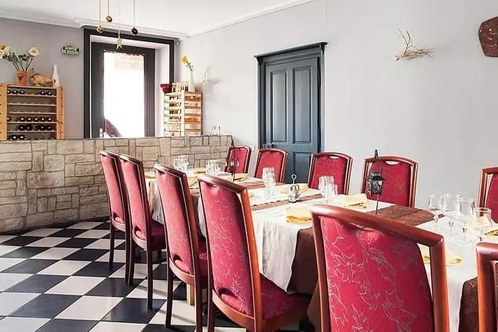 Lieux événementiels, LA POULE NOIRE