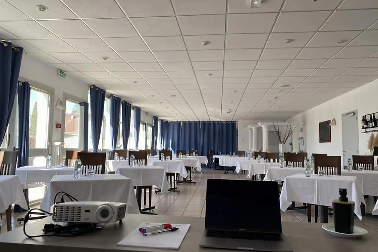 Lieux événementiels, LA PYRAMIDE ROMORANTIN