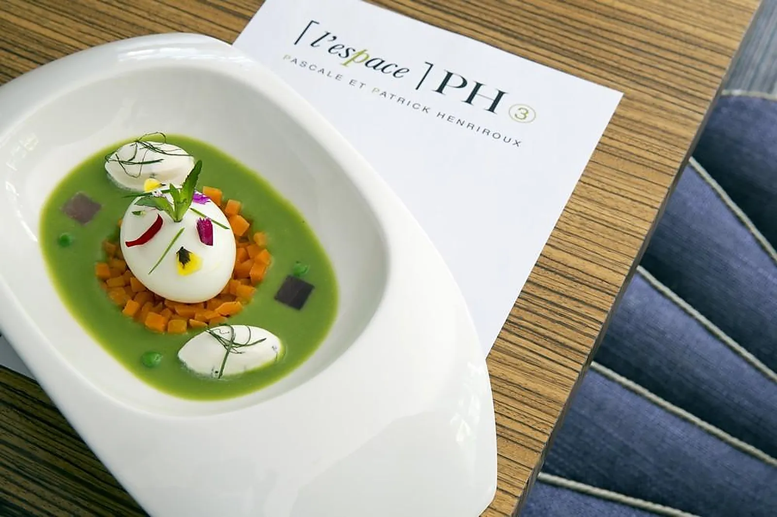 Lieux événementiels, LA PYRAMIDE VIENNE