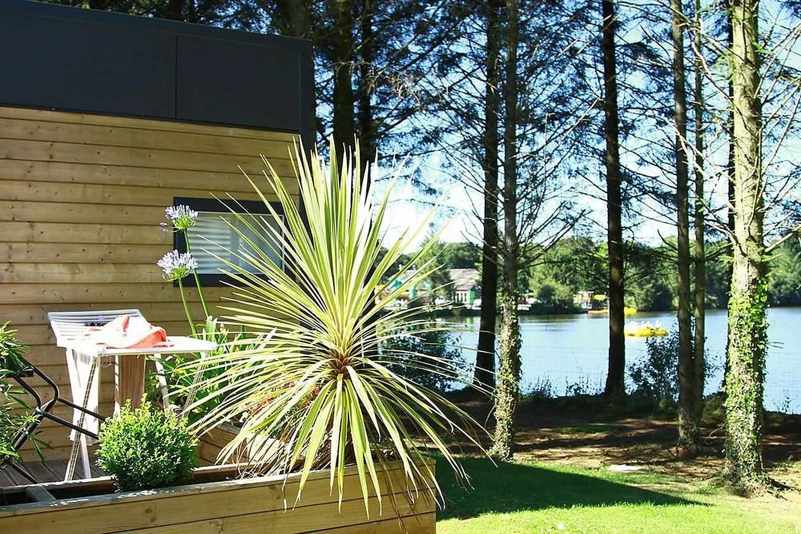 Lieux événementiels, LA RÉCRÉ DES TROIS CURÉS