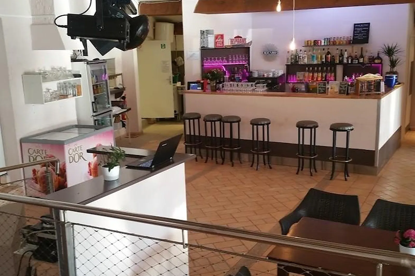 Lieux événementiels, LA RÉSERVE