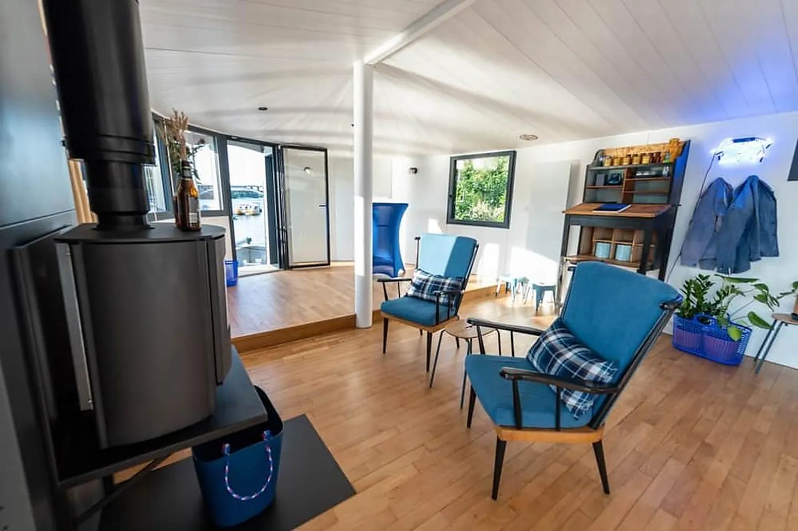 Lieux événementiels, LA RIVIÈRE HOUSE - PÉNICHE CARPE DIEM