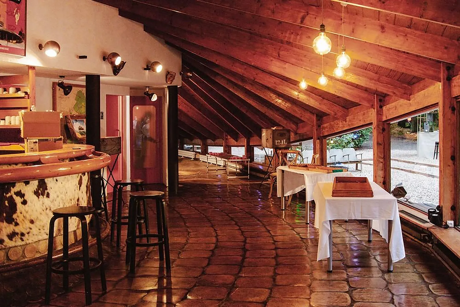 Lieux événementiels, LA ROCHE COULOIR