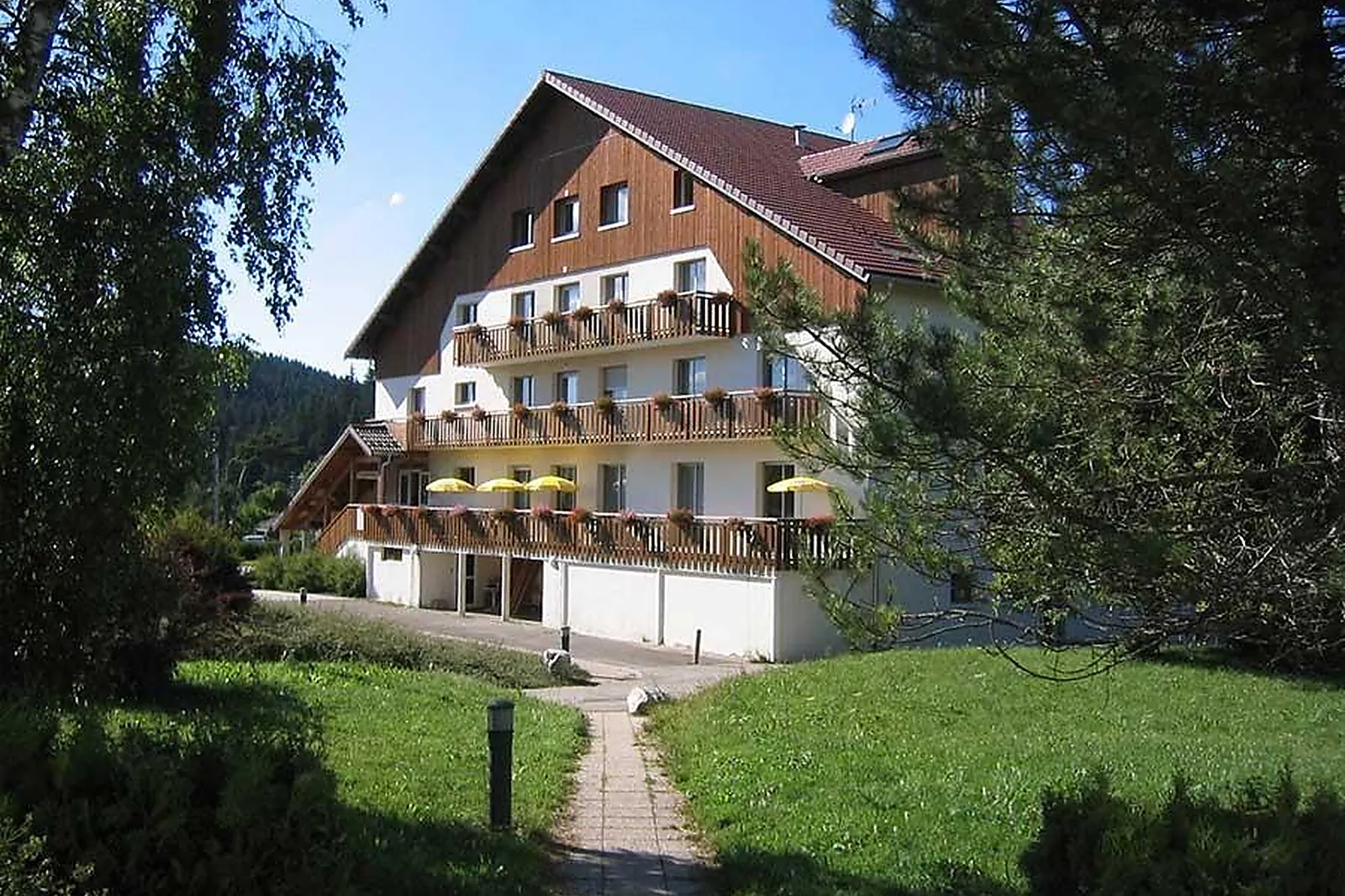 Lieux événementiels, LA ROCHE DU TRESOR