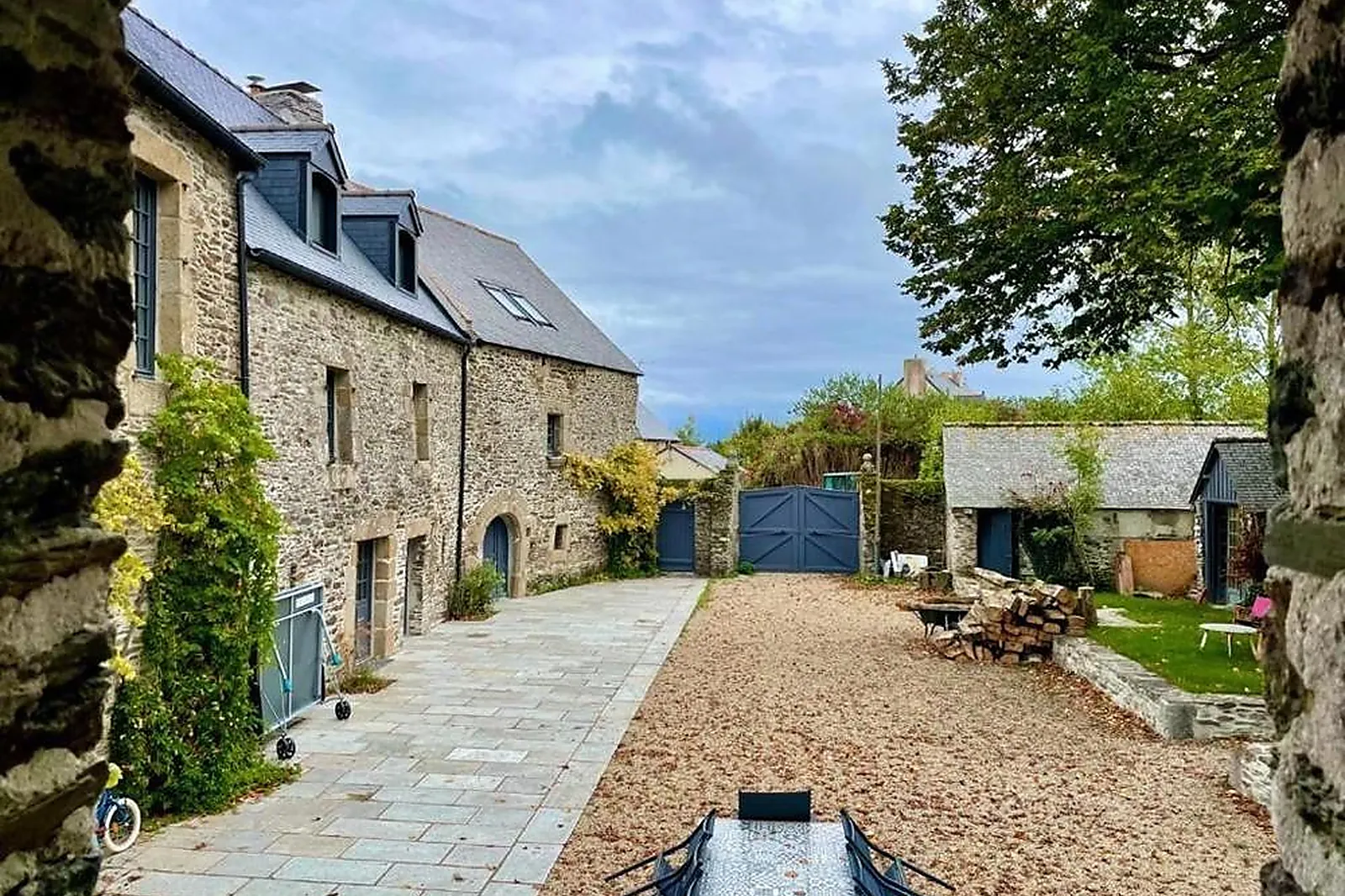 Lieux événementiels, LA SEIGNEURIE DES ONDES