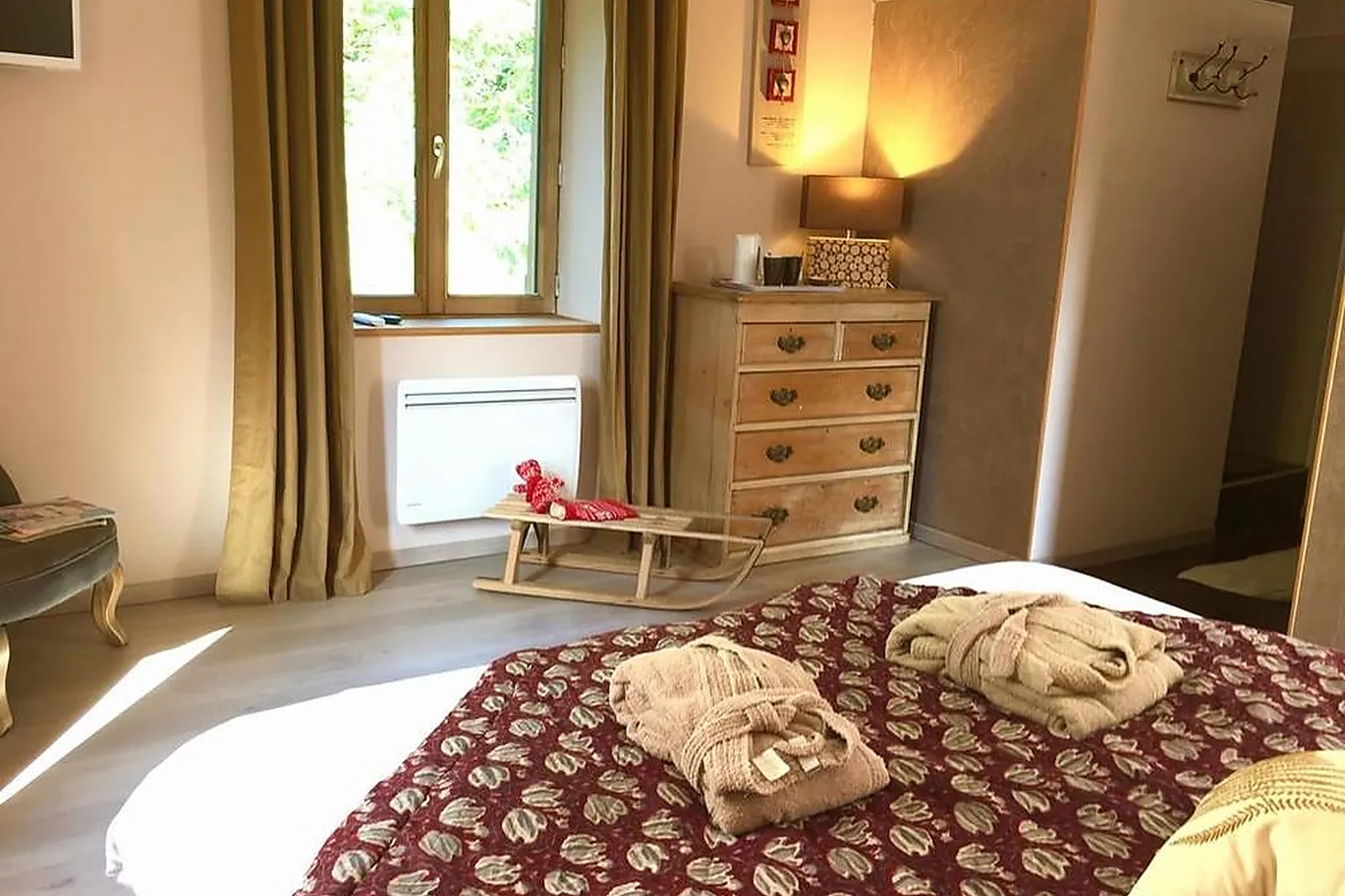 Lieux événementiels, LA SOURCE DORÉE