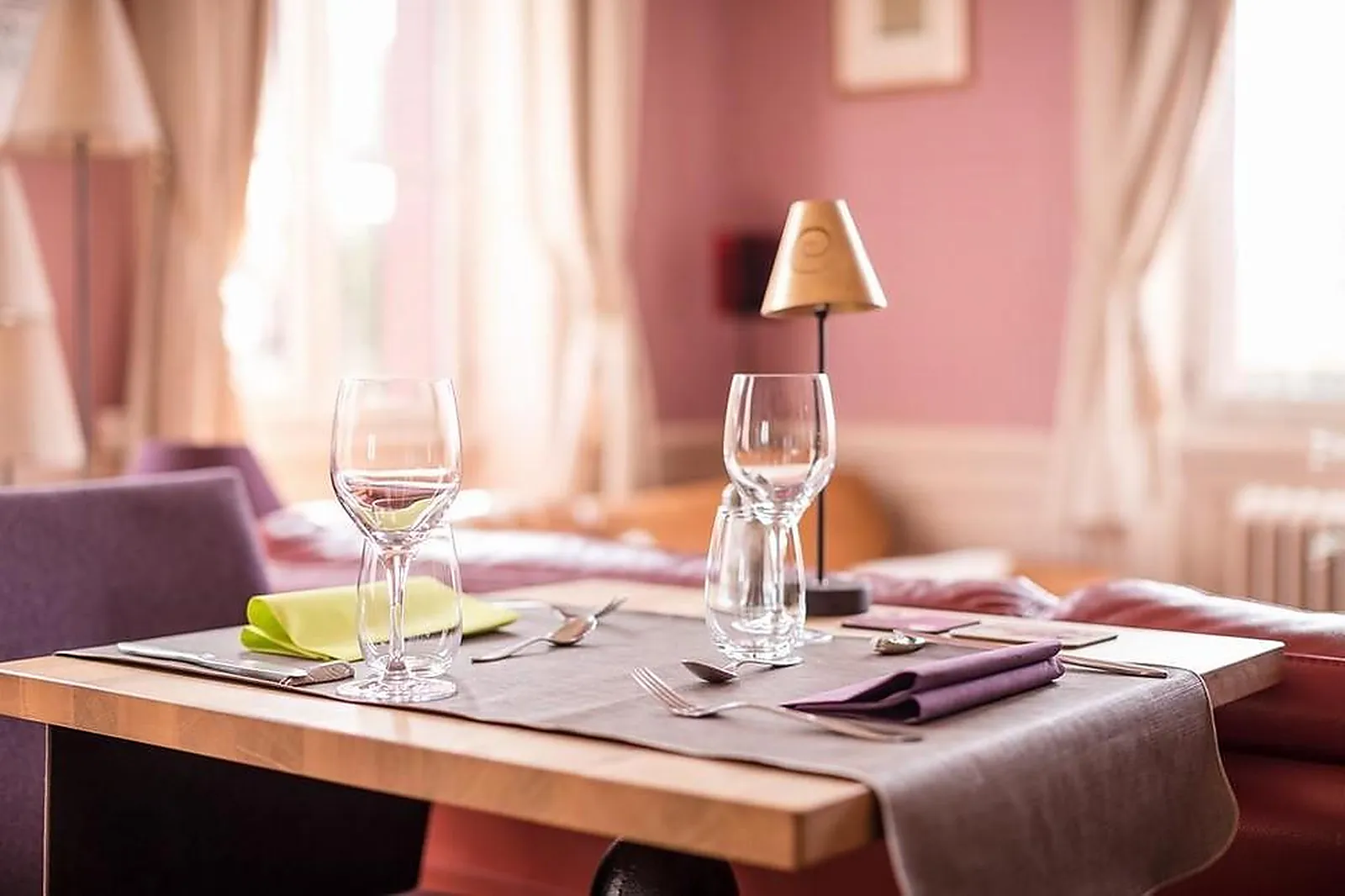 Lieux événementiels, LA SOURCE DORÉE