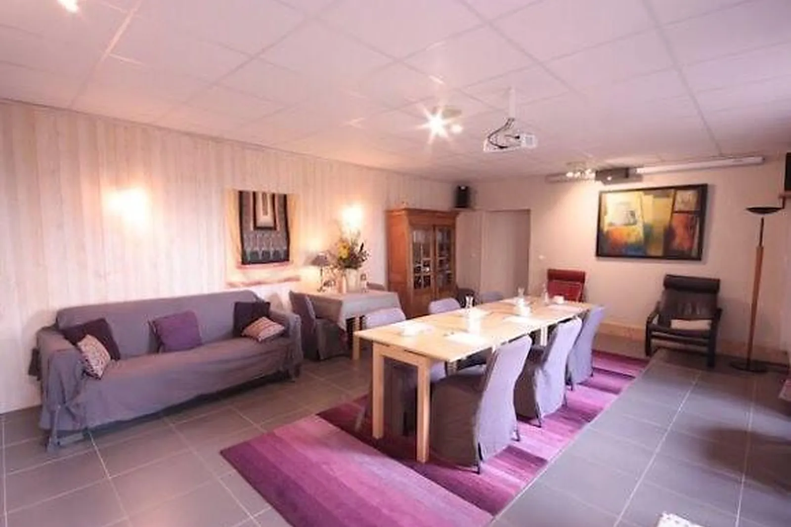 Lieux événementiels, LA SOURCE DORÉE