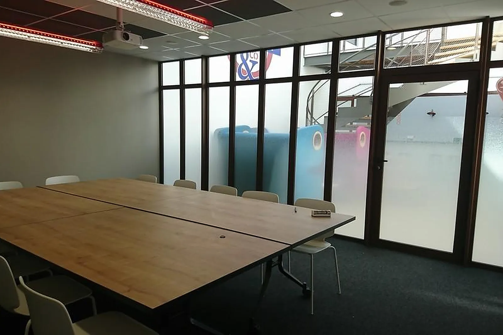 Lieux événementiels, LA STATION AND CO