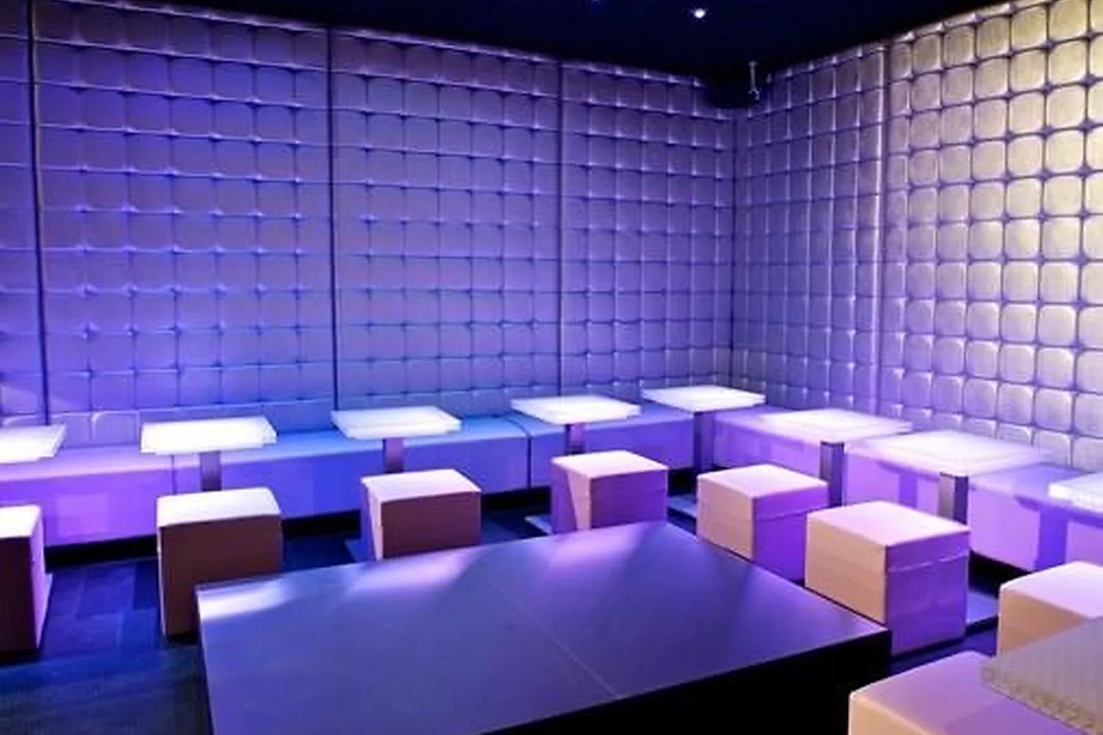 Lieux événementiels, LA SUITE CLUB