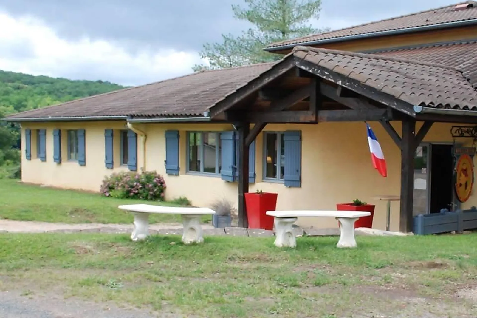 Lieux événementiels, LA TABLE DE BURGY