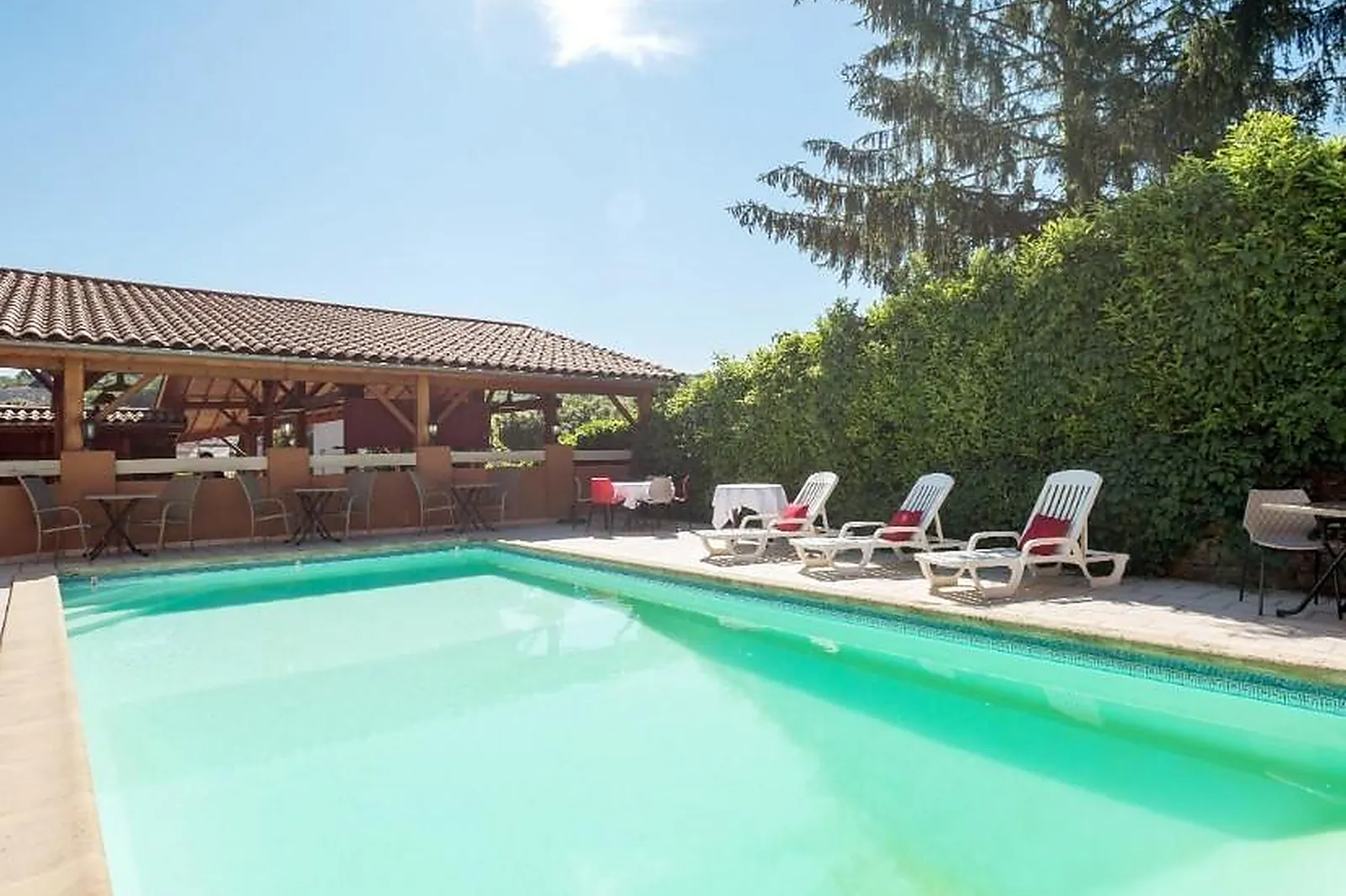 Lieux événementiels, LA TABLÉE MÉDIÉVALE