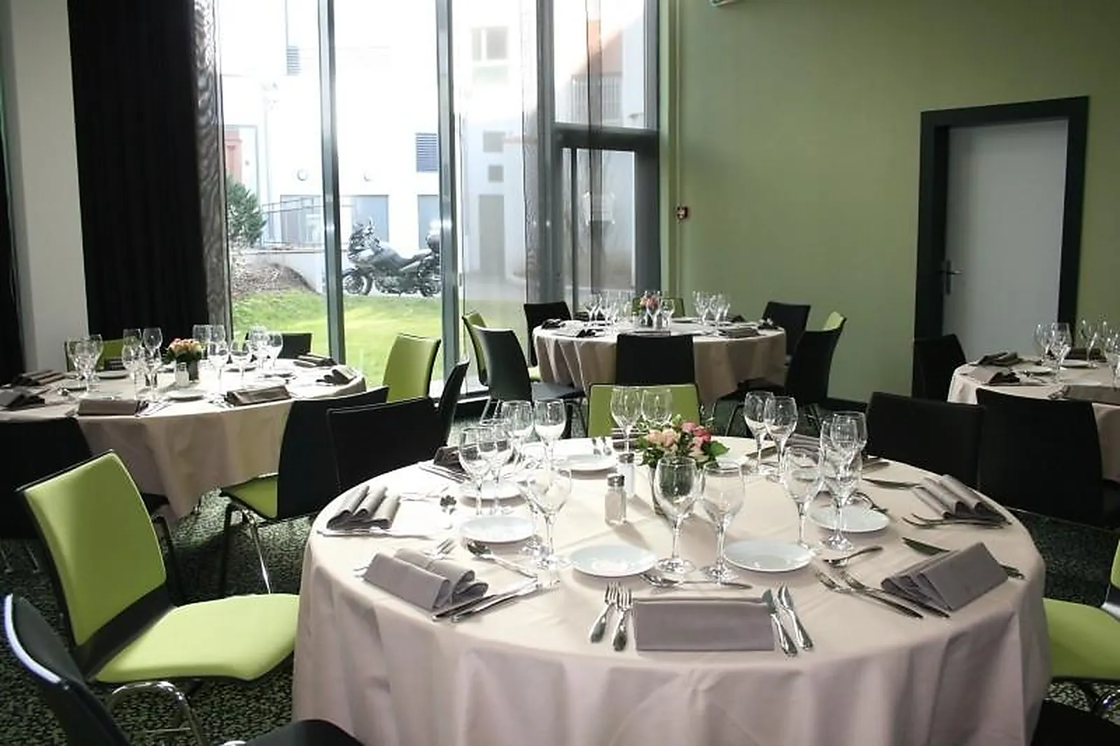 Lieux événementiels, LA TASSÉE