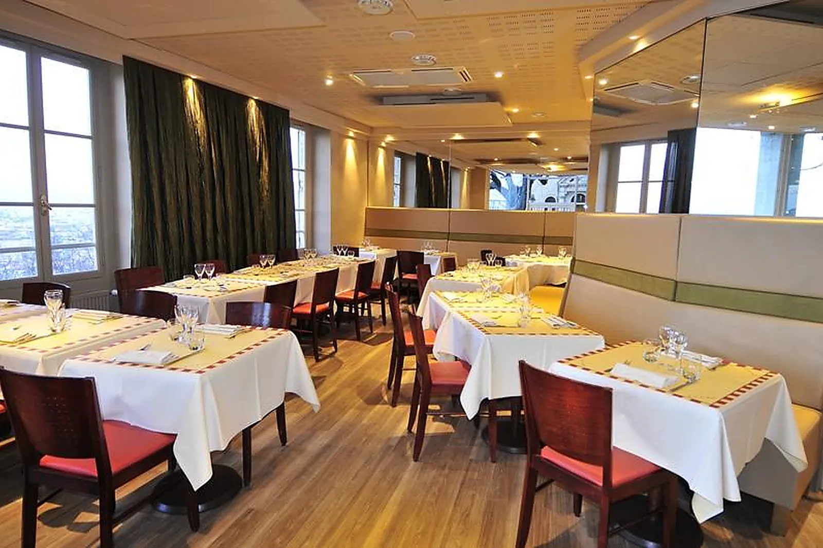 Lieux événementiels, LA TASSÉE