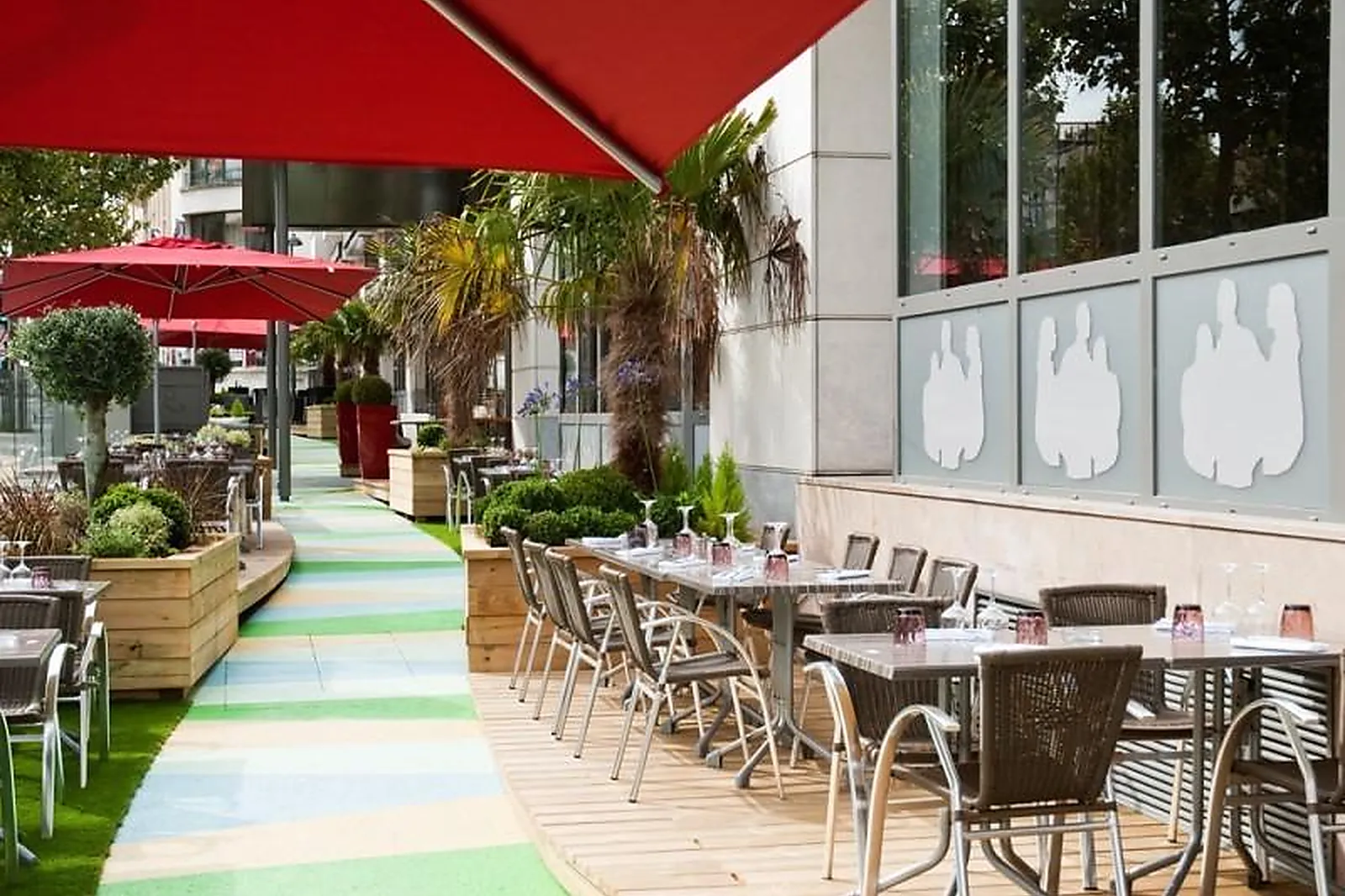 Lieux événementiels, LA TAVERNE