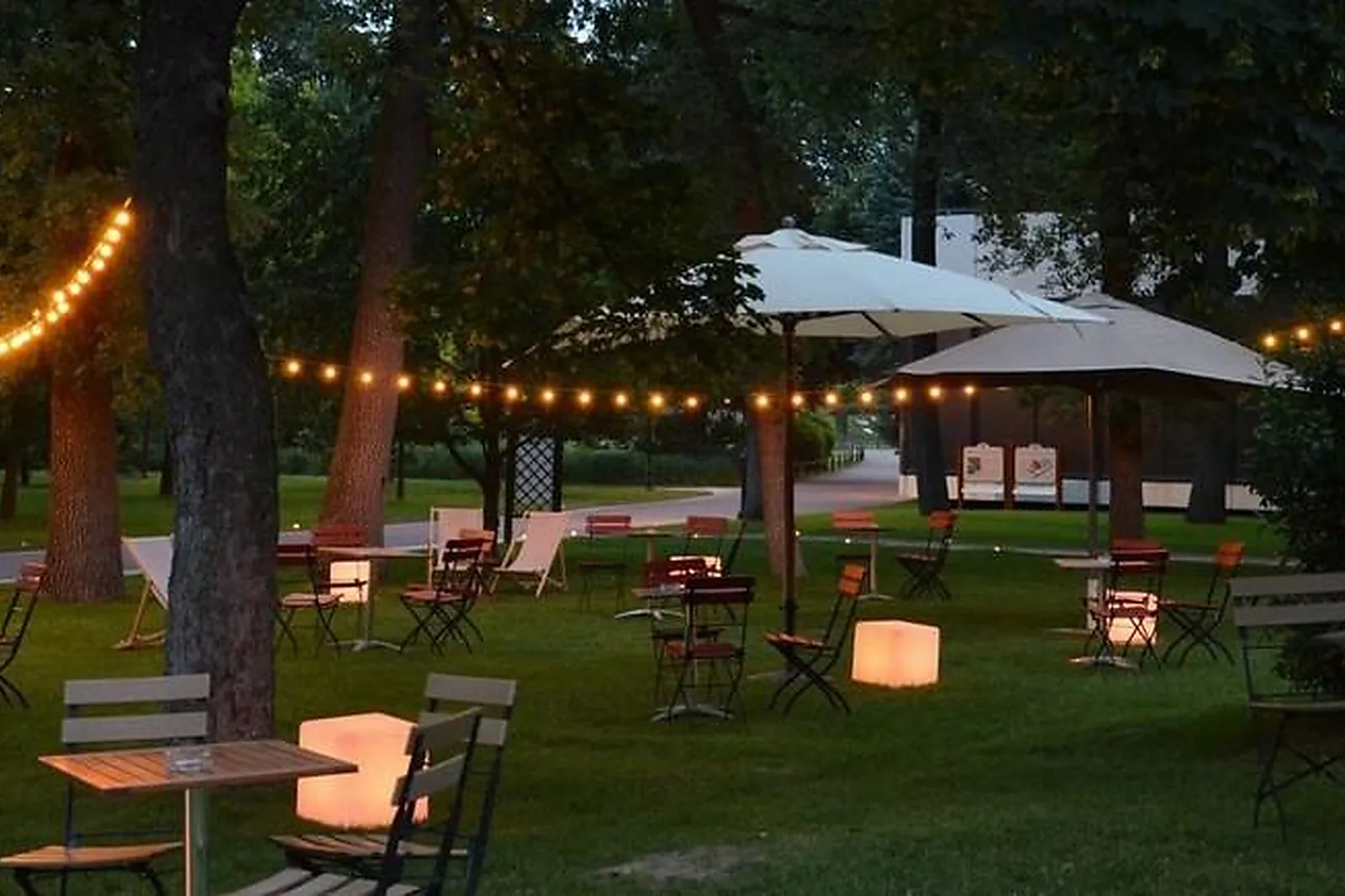 Lieux événementiels, LA TERRASSE DU JARDIN