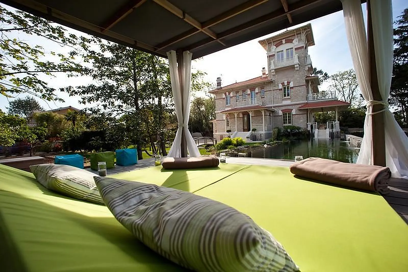 Lieux événementiels, LA TOSCA